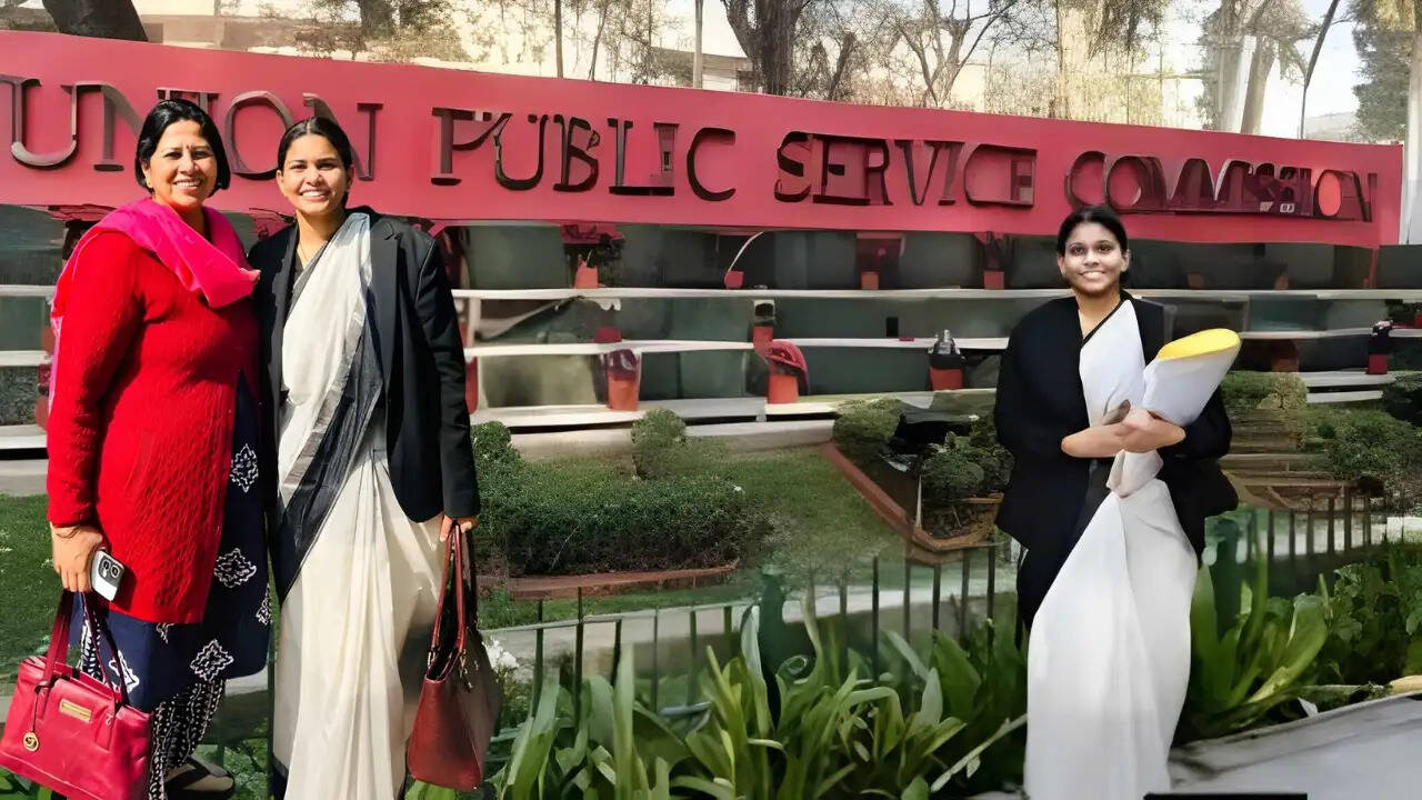 शादी के बाद पति और ससुराल वालों के सहयोग से इस महिला ने UPSC में हासिल की 56वीं रैंक